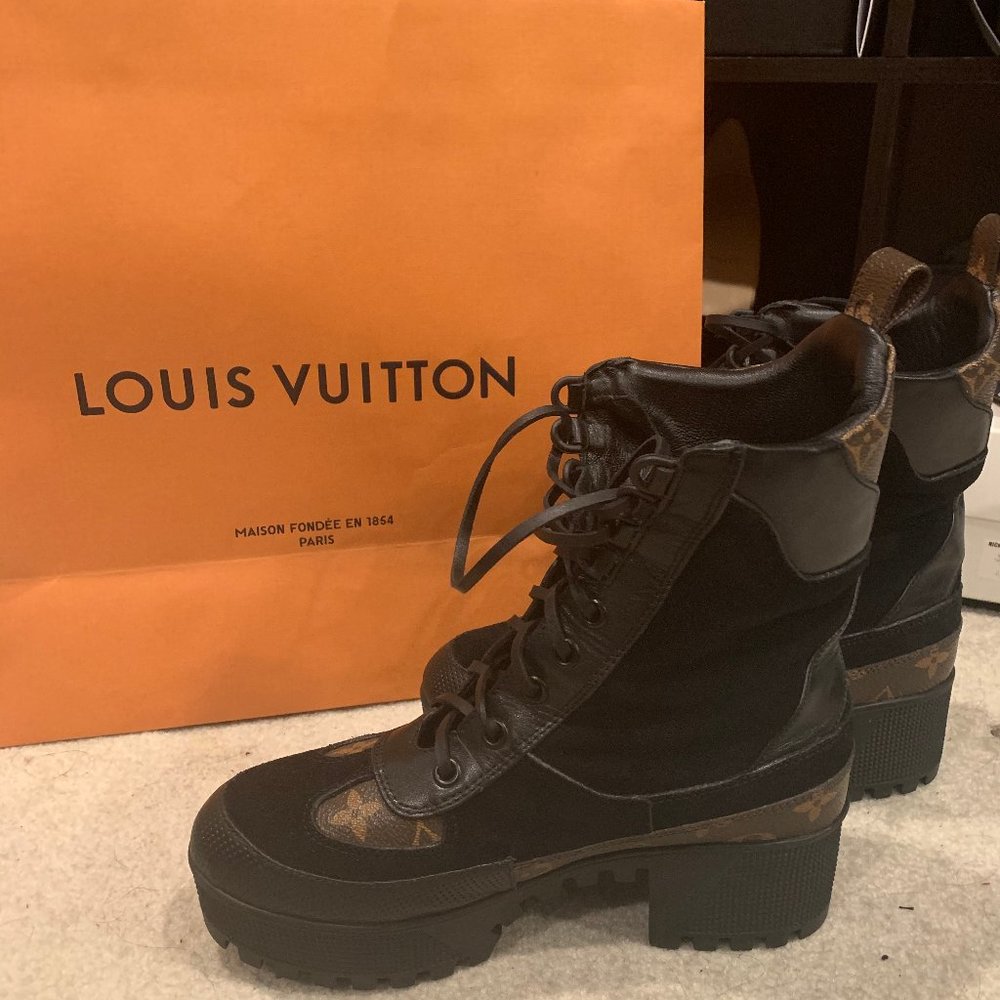Louis Vuitton Laureate Platform Combat boots